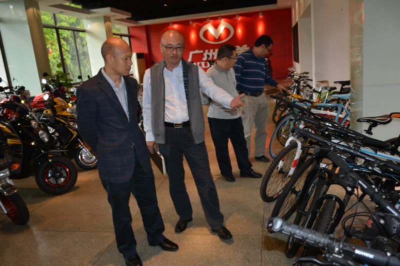 广州市番禺區(qū)南村镇领导一行到我司调研工作